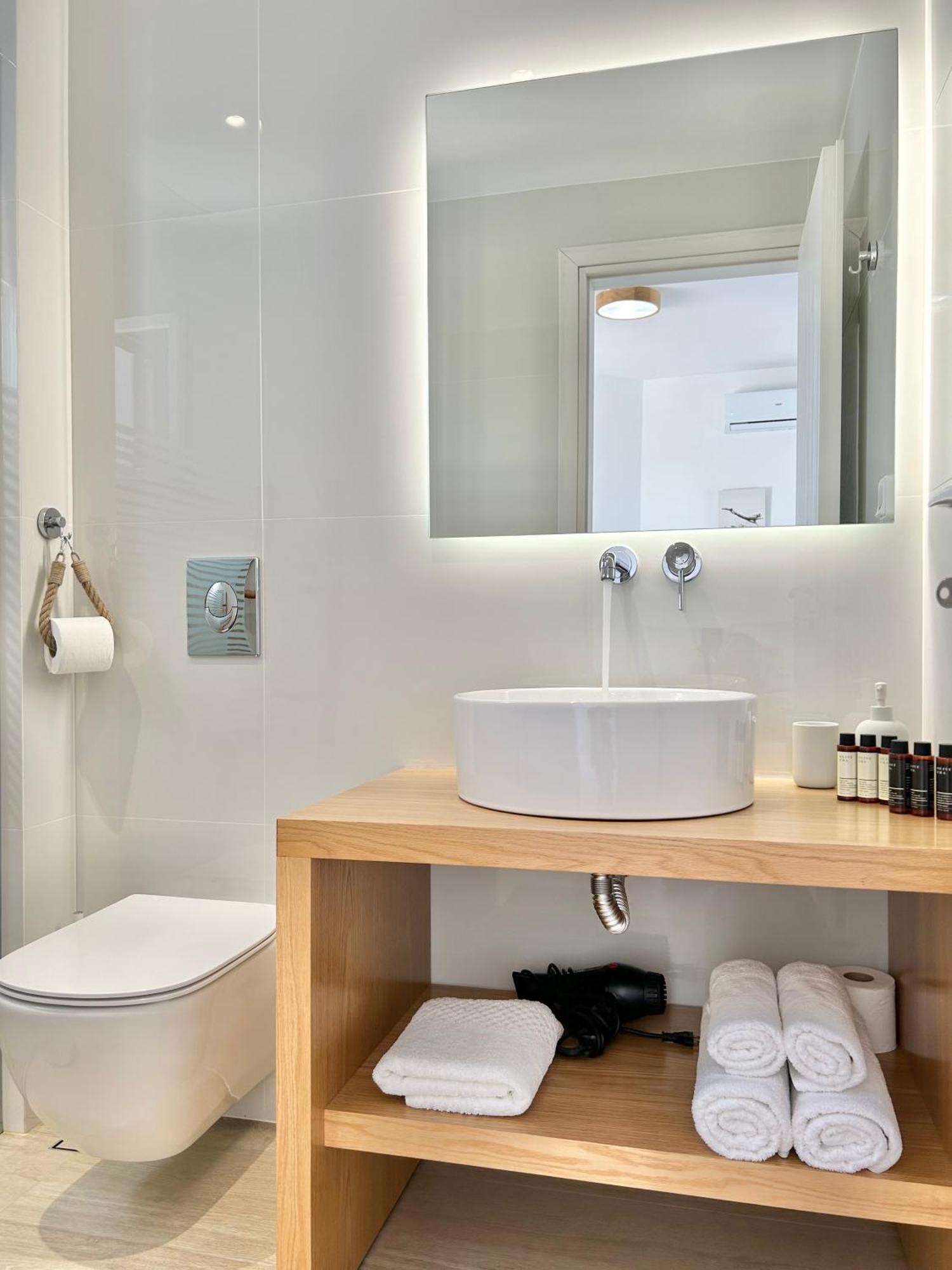 Anita Rooms & Suites Milos Adamantas  Dış mekan fotoğraf