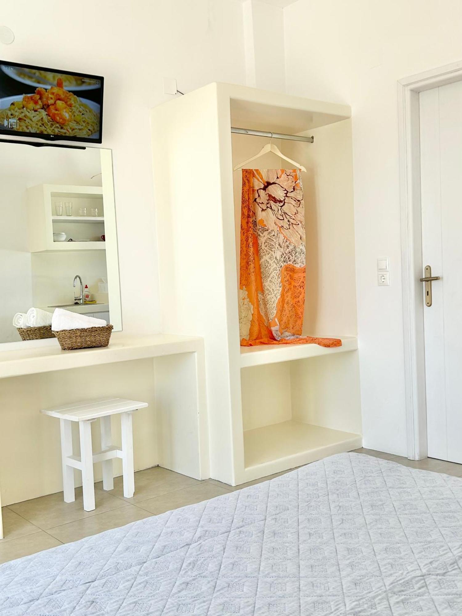 Anita Rooms & Suites Milos Adamantas  Dış mekan fotoğraf